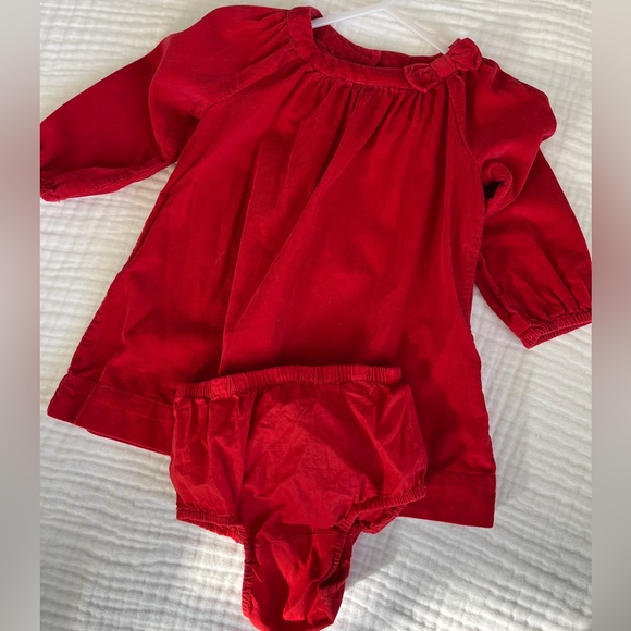 Adorable Baby Gap Corduroy dress with bow and matching diaper cover 🎈 - Picture 8 of 9